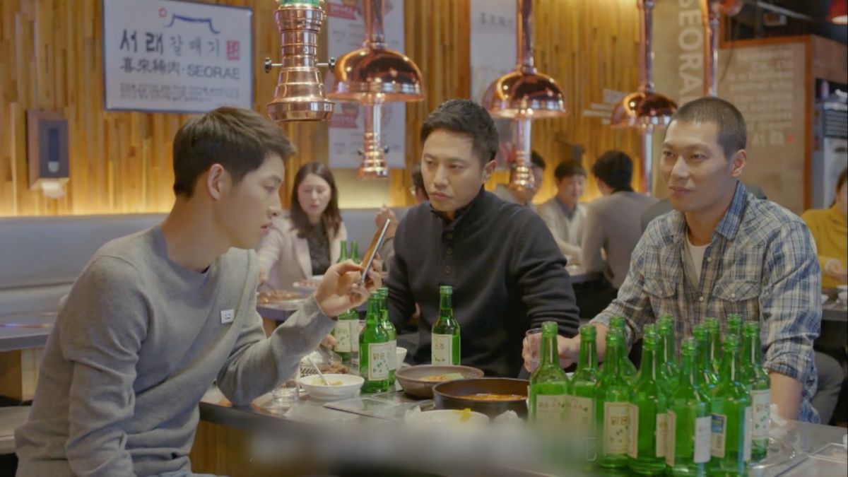 韓國燒酒瓶以前其實是「透明」的！馬格利米酒、啤酒瓶身顏色身世大公開|韓國燒酒、馬格利、環保、回收再利用| 酒酒窩